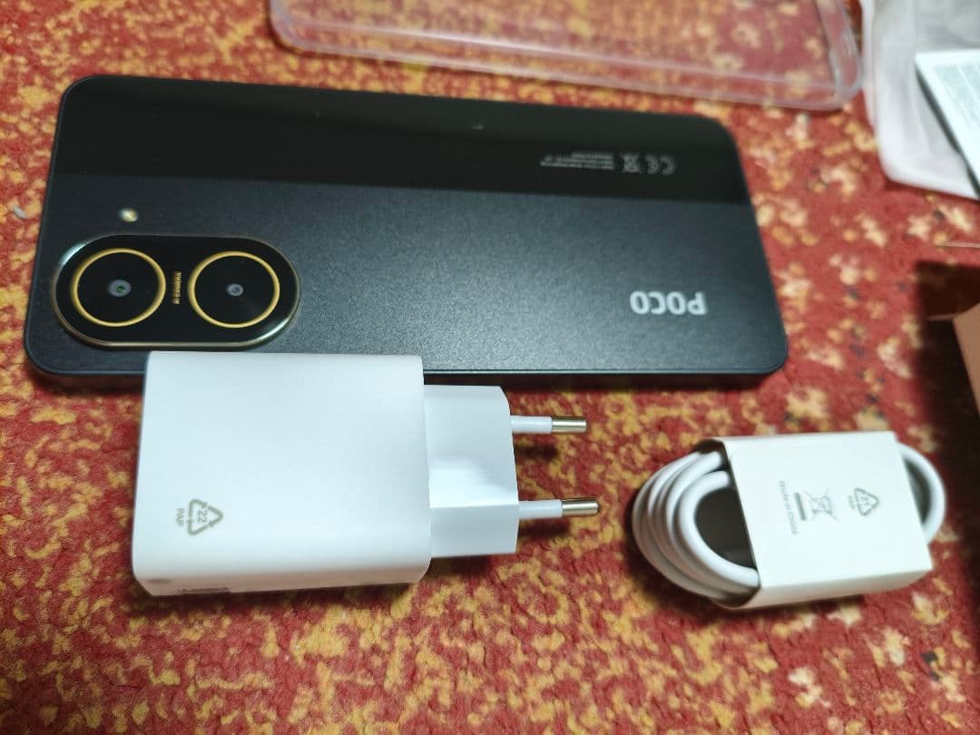 POCO C71 ブラック 本体 充電器・ケース付属