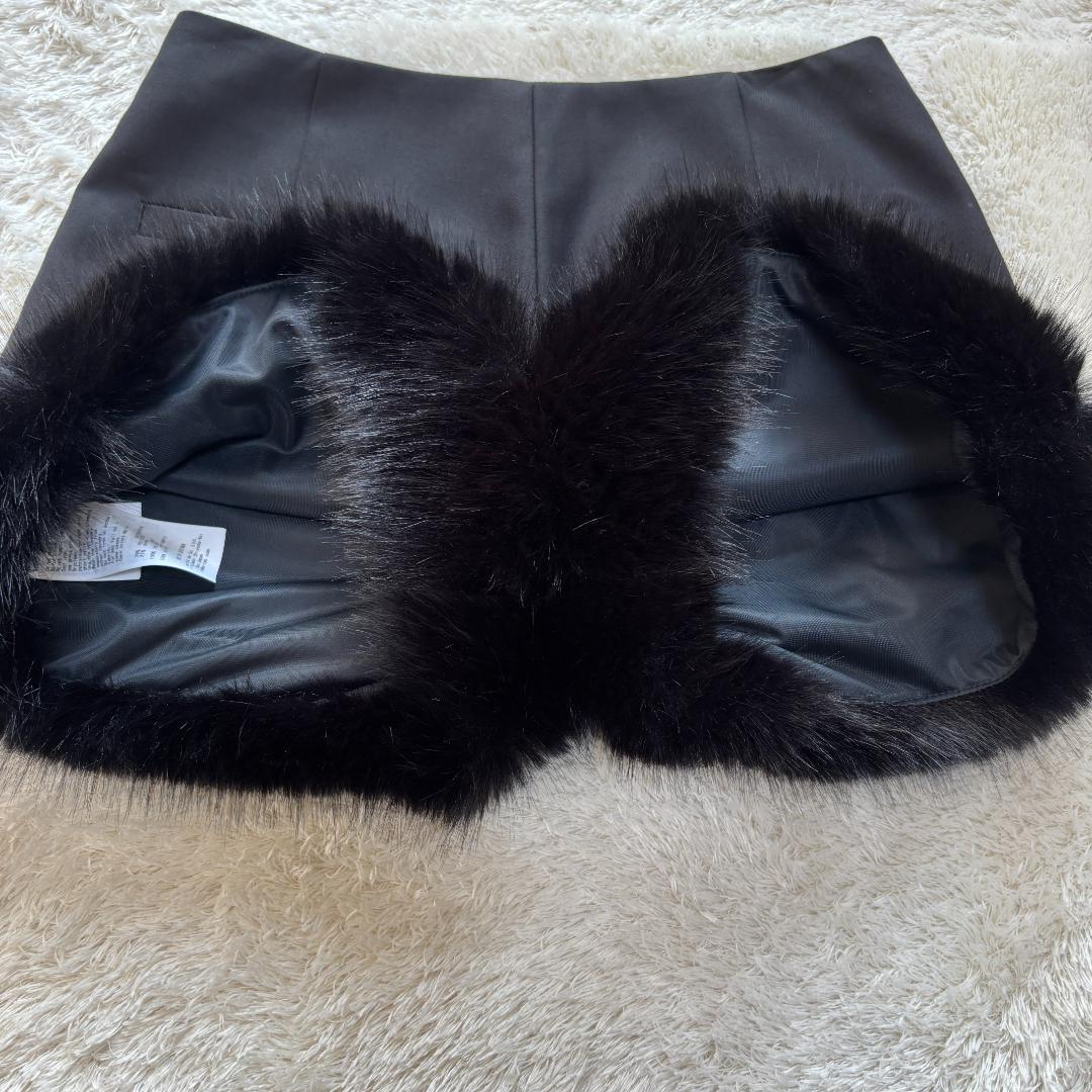 新品　タグ付き　大人気　近年モデル　リリーブラウン　ズボン　ショートパンツ