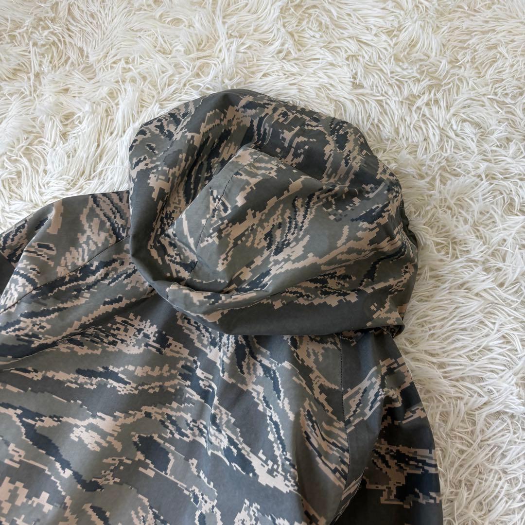 米空軍放出　ミリタリーゴアテックス　APECS タイガーカモ　全天候型パーカーL