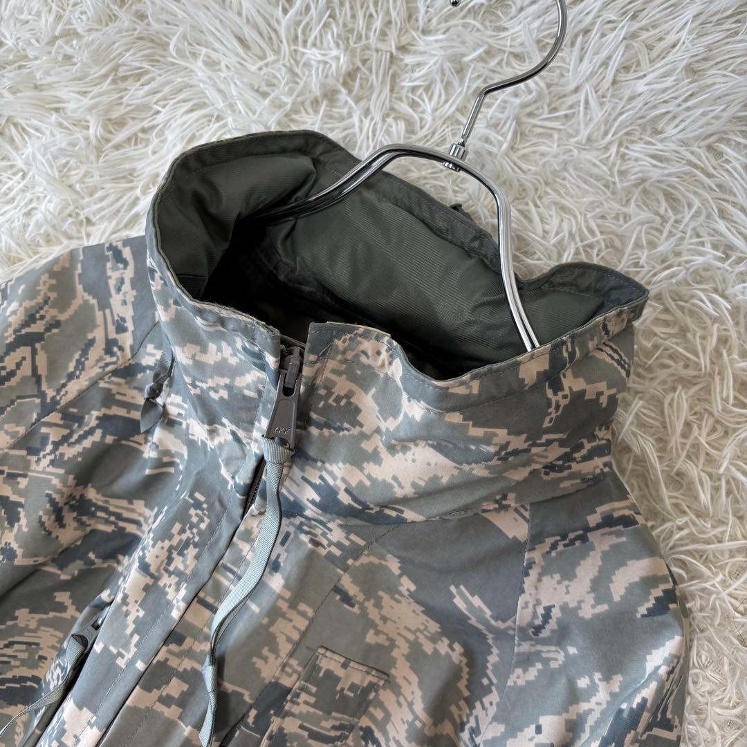 米空軍放出　ミリタリーゴアテックス　APECS タイガーカモ　全天候型パーカーL