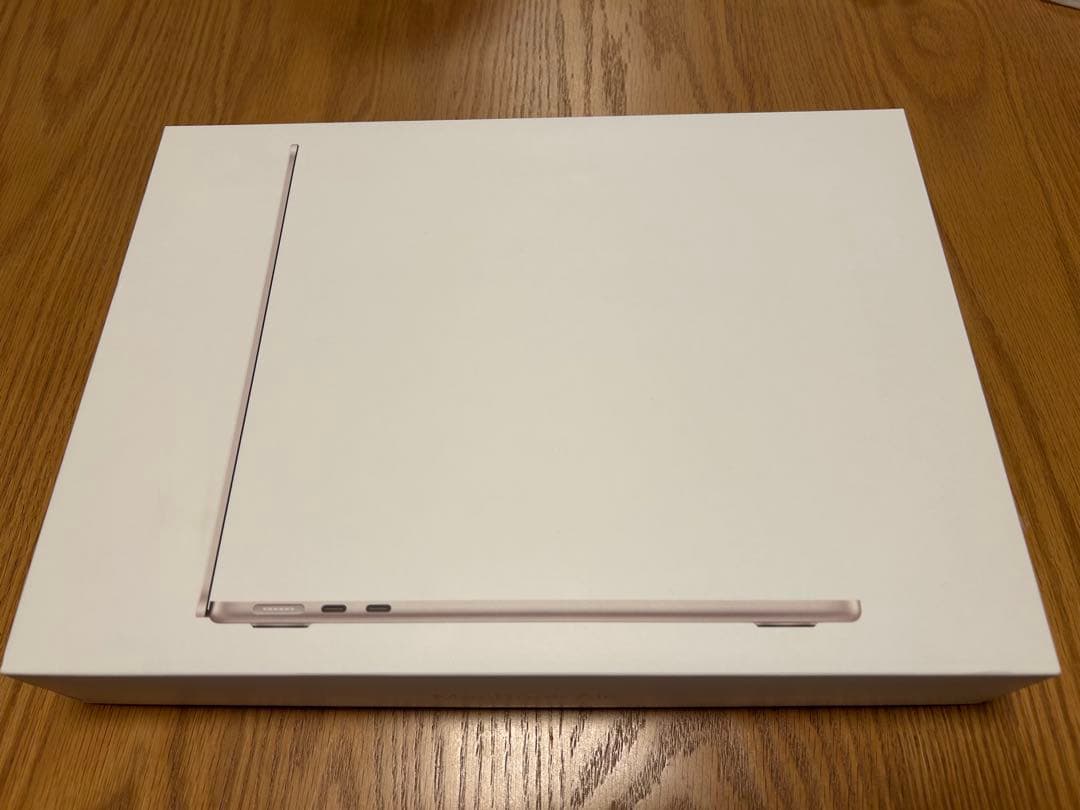 MacBook Air M2 13.6インチ スターライト