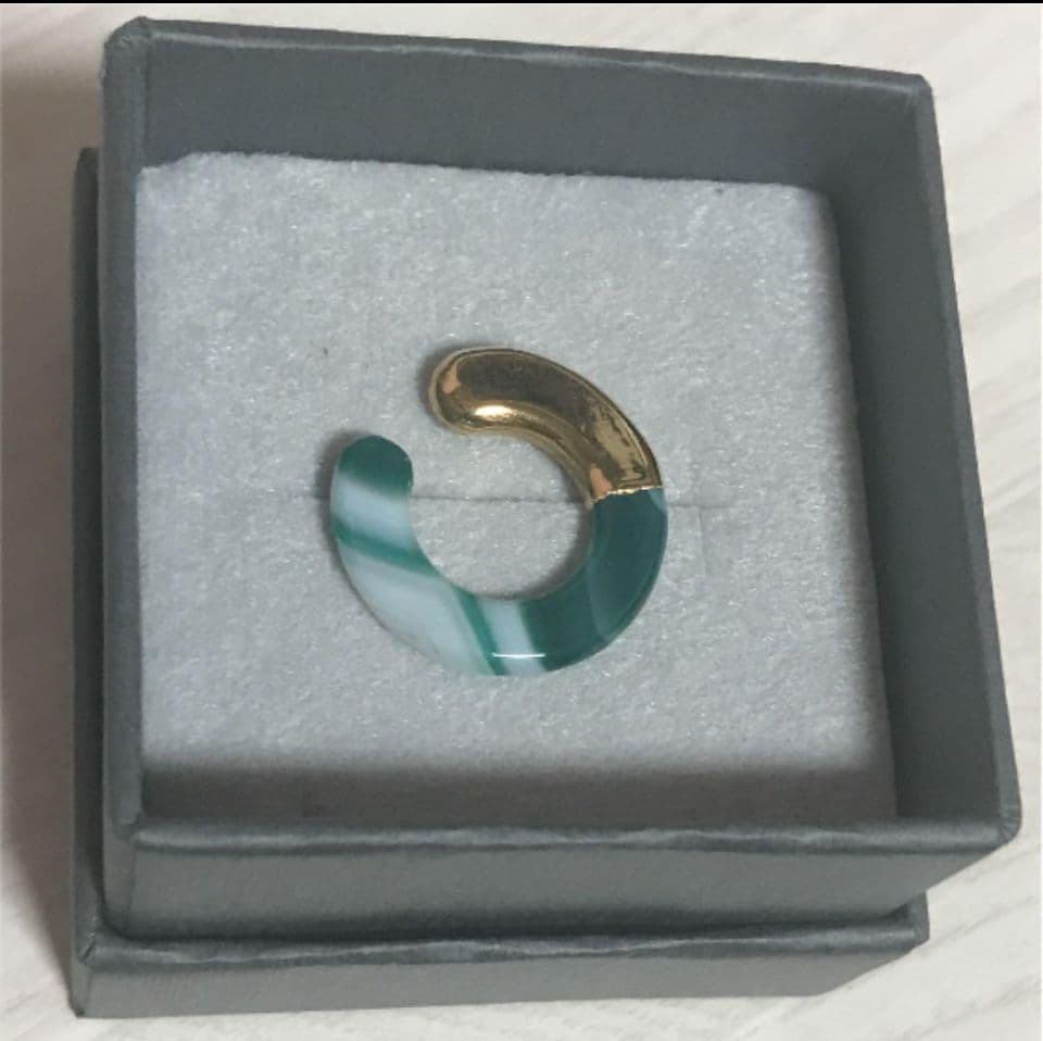 Preek　イヤーカフ　米津玄師　UKISHIMA