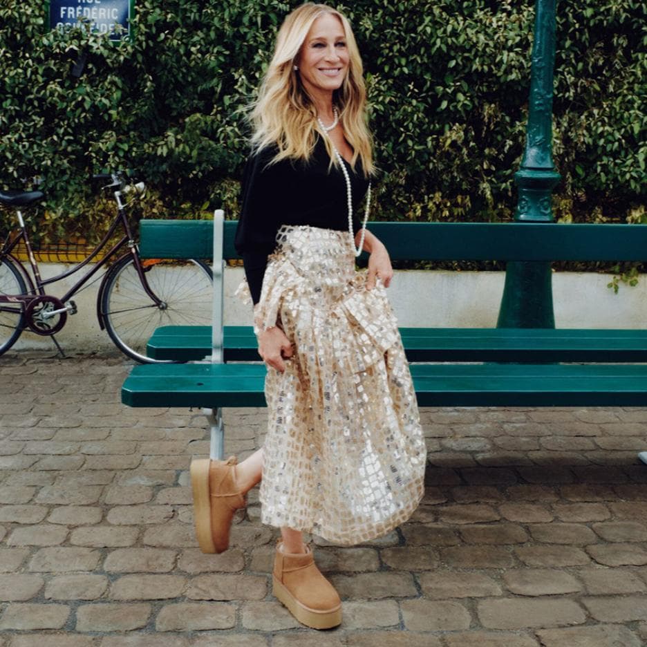 靴 UGG W CLASSIC ULTRA MINI PLATFORM 22cm