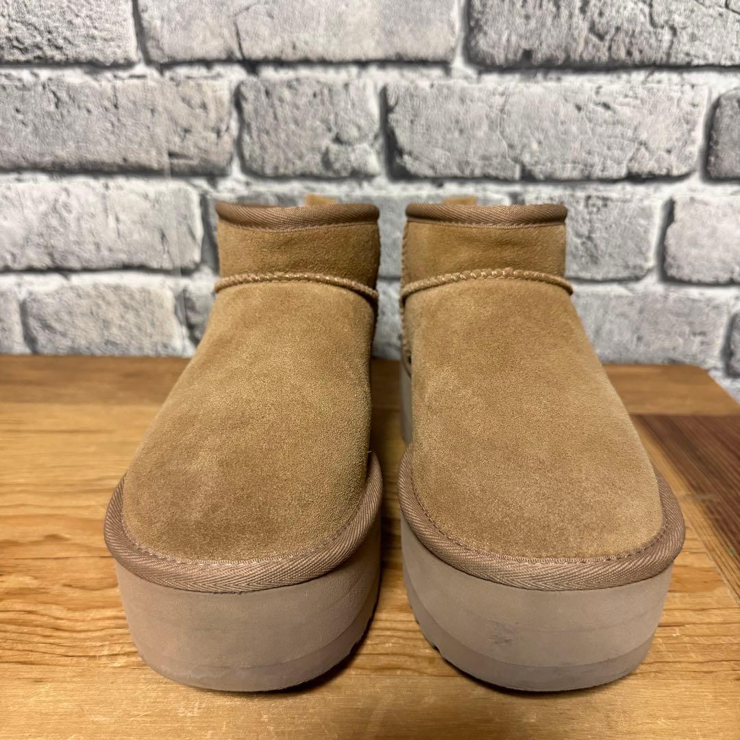 靴 UGG W CLASSIC ULTRA MINI PLATFORM 22cm