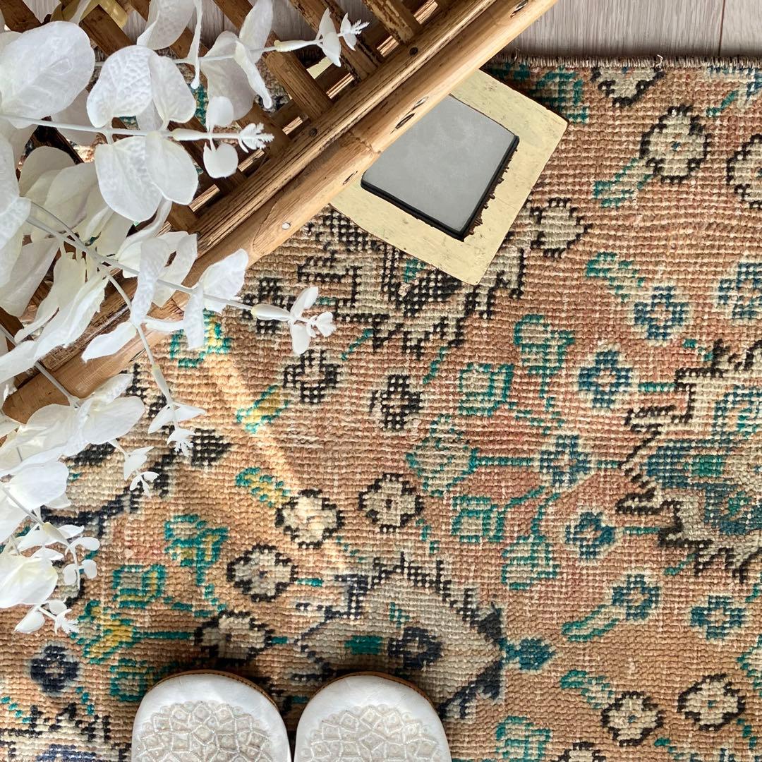 厚みウール　くすみベージュ　グリーン　ロング　ランナー　トルコヴィンテージラグ