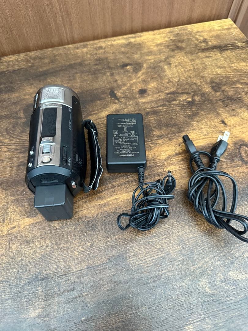 Panasonic HC-V720M ビデオカメラ 本体