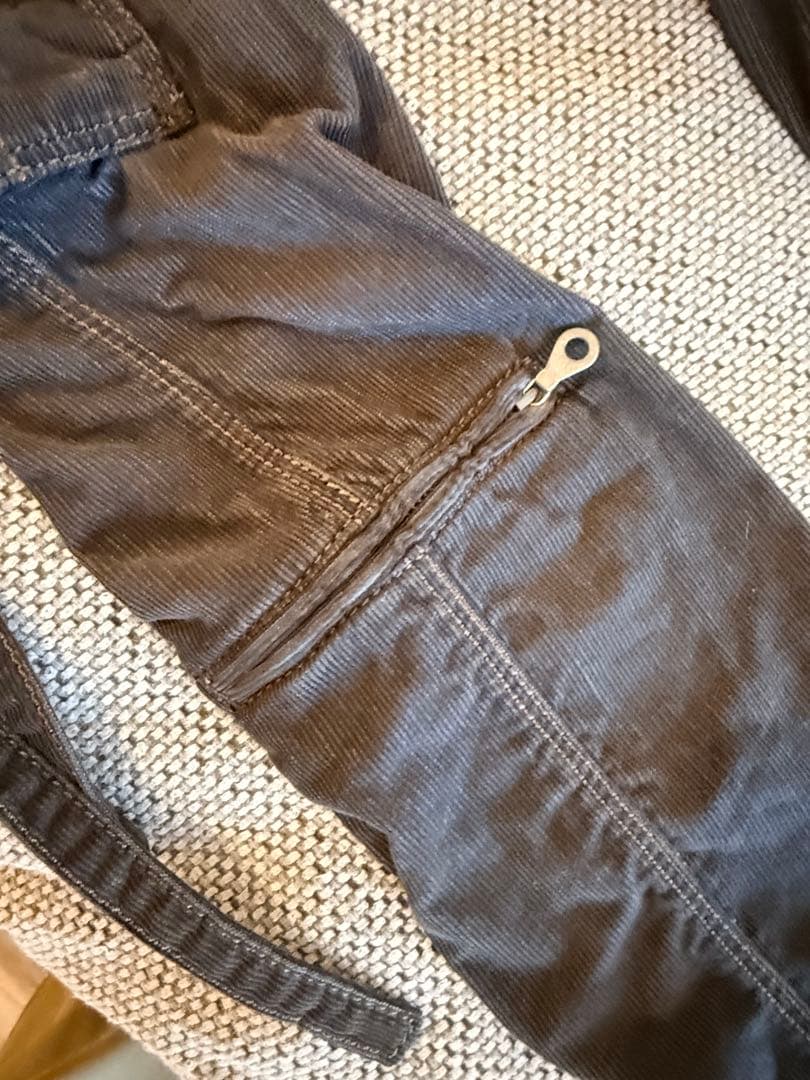 d*3様 チェリーサンバースト　ブラックコーデュロイパンツ