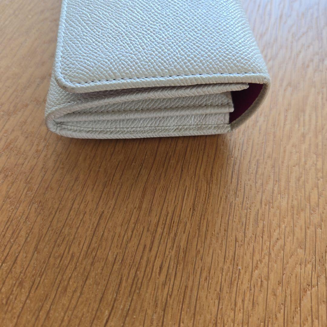 ブルガリブルガリ　ホワイト 長財布 　ビーゼロワン　箱　保証書　ショッパーリボン