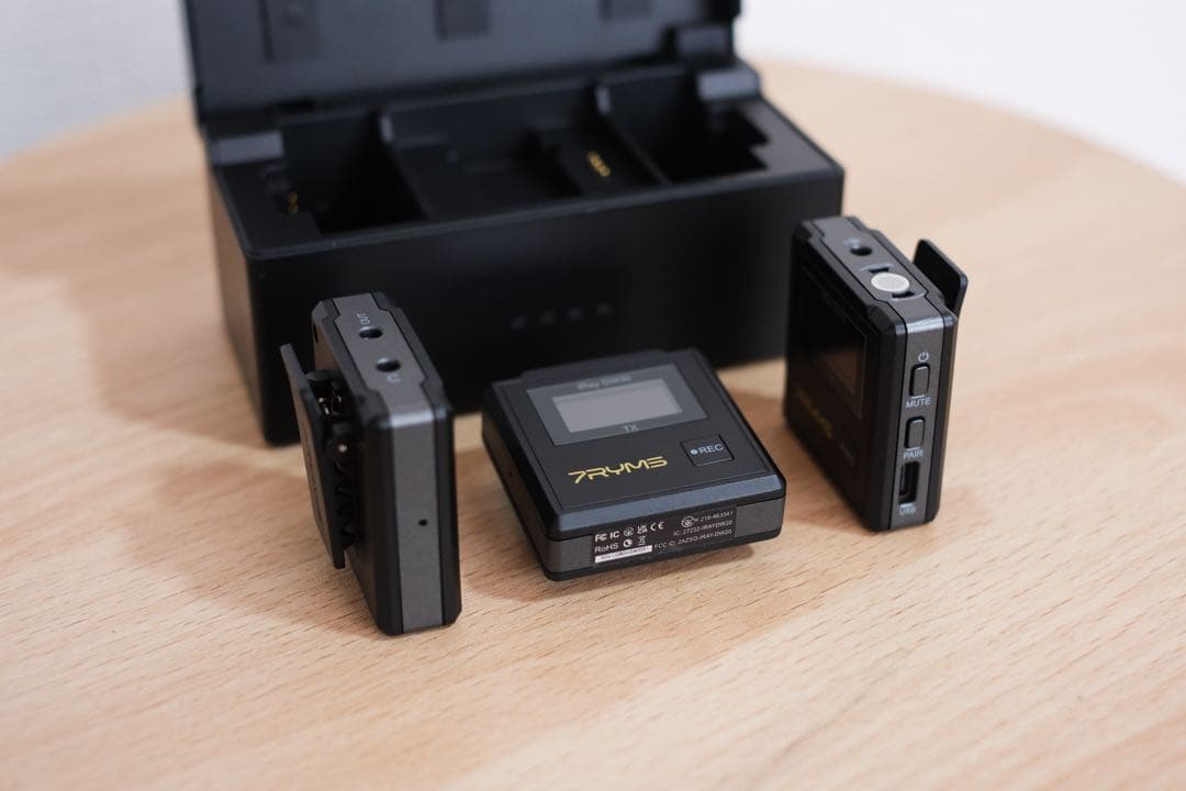 ワイヤレスマイク iRay DW30 8Gメモリー 48kHz録音 充電ケース