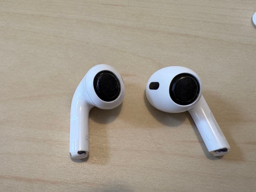 イヤホン AirPods Pro 2nd Gen (Lightning)