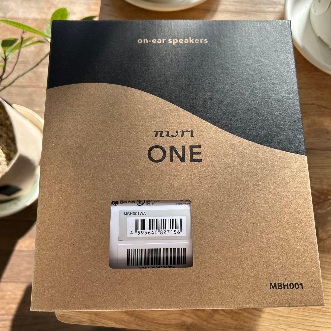 NTT 新品未使用 ワイヤレスヘッドフォン ONE MBH001WA