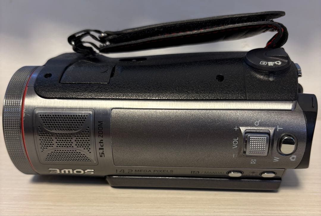 パナソニックビデオカメラ HDC-TM750-H 96GB (予備バッテリー付)