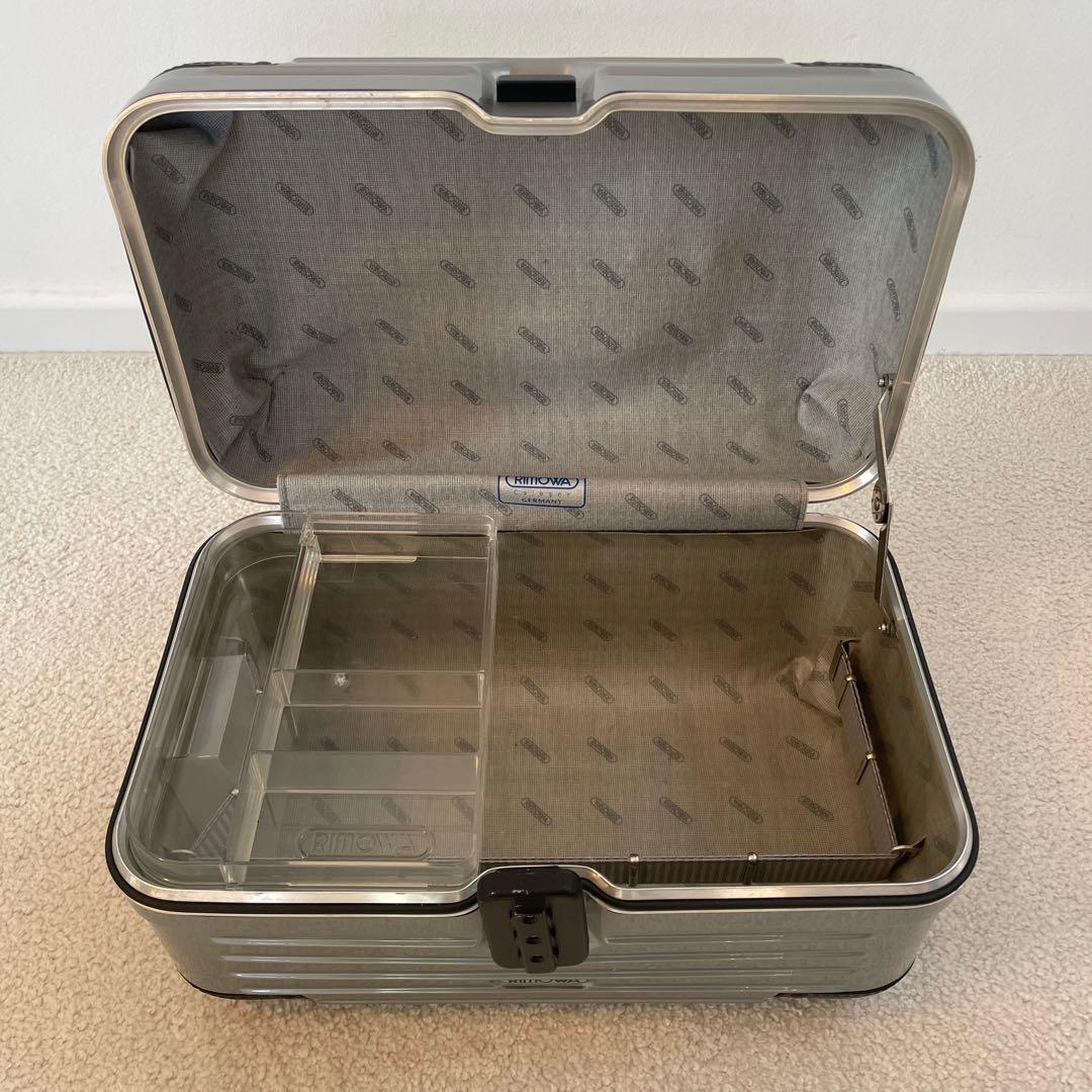 【美品】RIMOWA Samba ビューティーケース グレー 18L 廃盤