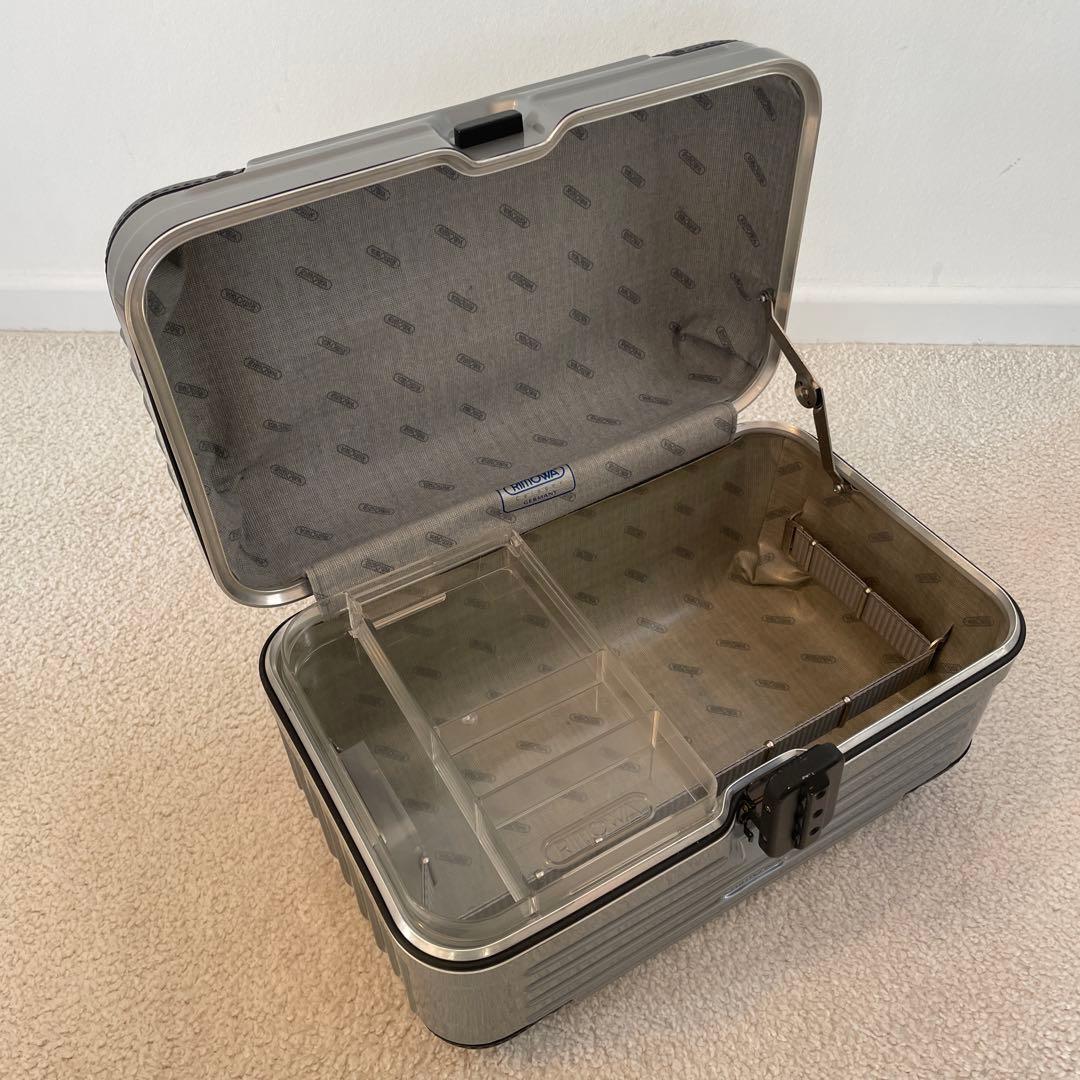 【美品】RIMOWA Samba ビューティーケース グレー 18L 廃盤