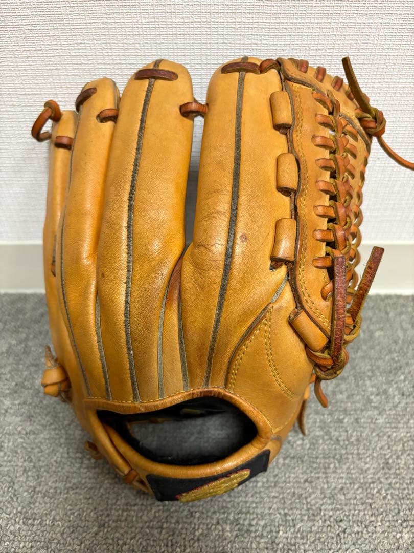 ドナイヤ　一般軟式用グラブ　中古　DJNIK