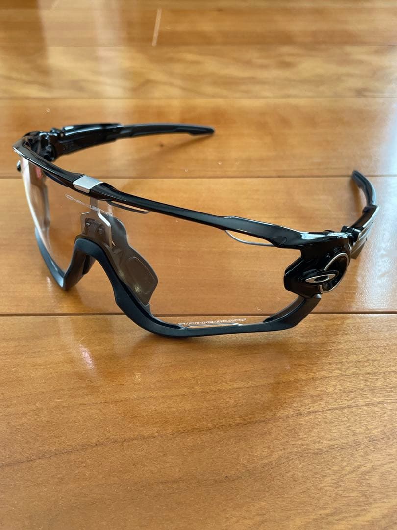 未使用 Oakley Jawbreaker ポリッシュブラック/クリア調光