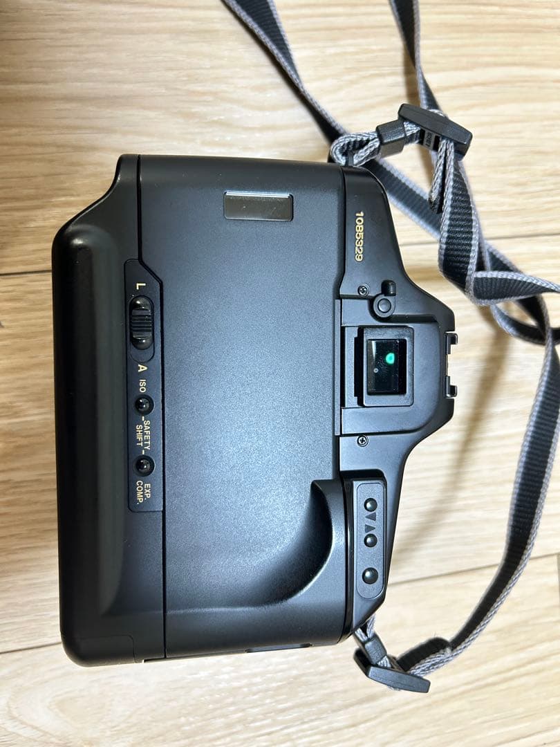 Canon T90一眼レフカメラ