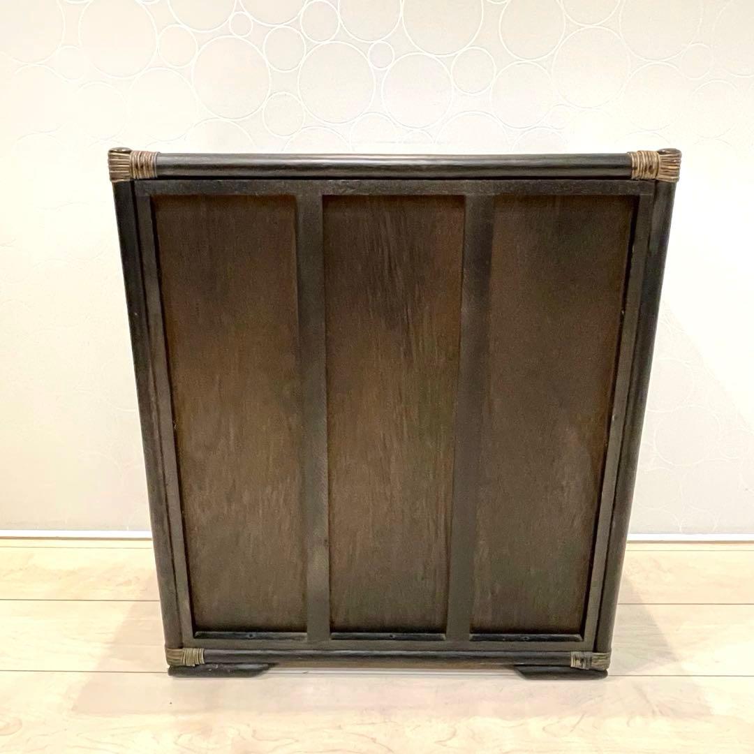 ラタン 籐 ガラス扉 キャビネット 収納棚 ヴィンテージ 引き出し付 アジアン