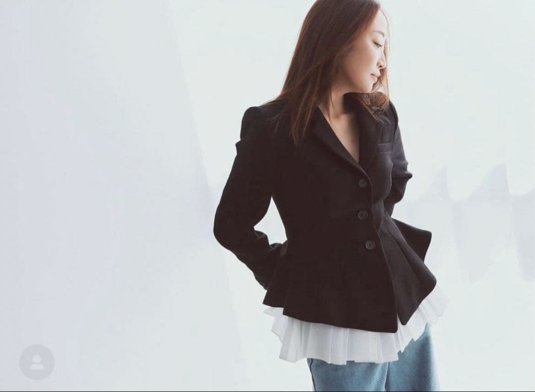 未使用級♡カデュネ　神崎恵　ペプラムジャケット　38 M テーラード　フリル