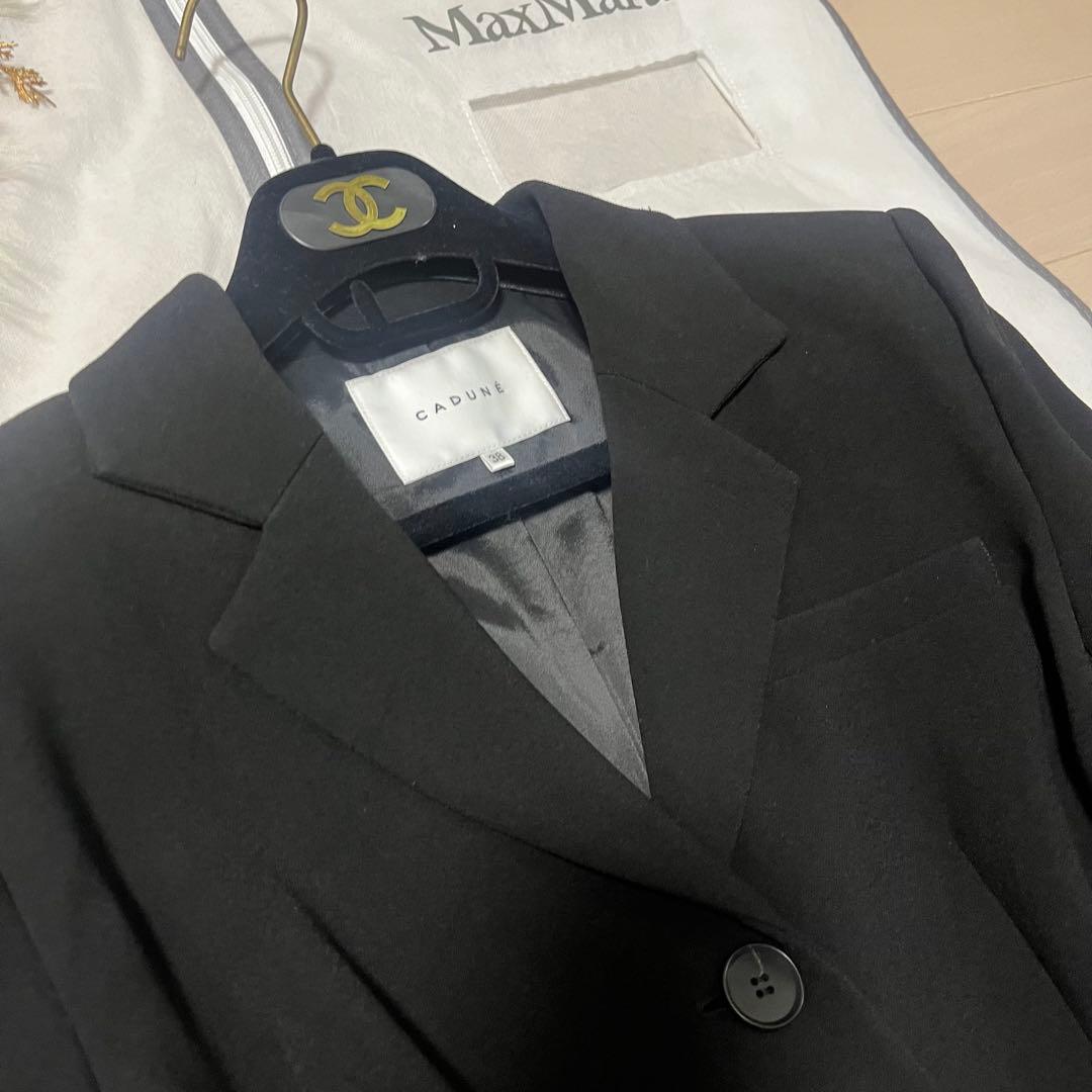未使用級♡カデュネ　神崎恵　ペプラムジャケット　38 M テーラード　フリル