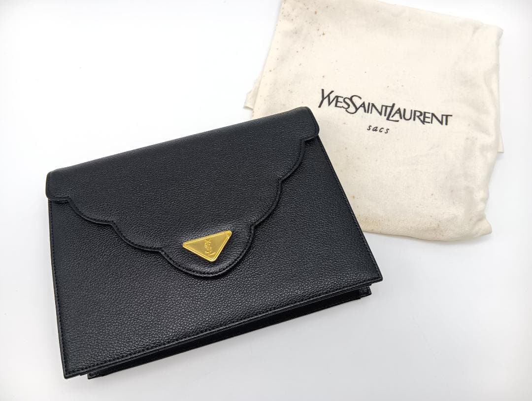 【未使用】YSL　イヴ・サンローラン　クラッチバッグ　ブラック