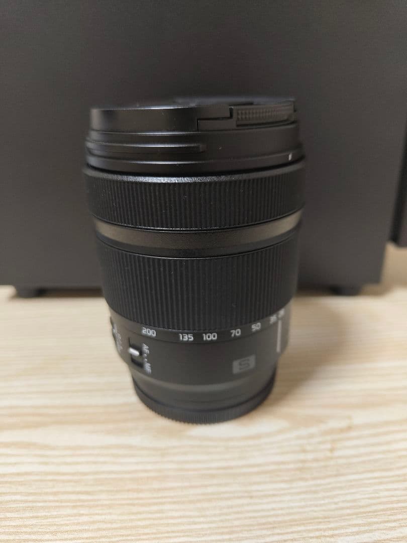 LUMIX S 28-200mm F4-7.1 Lマウント