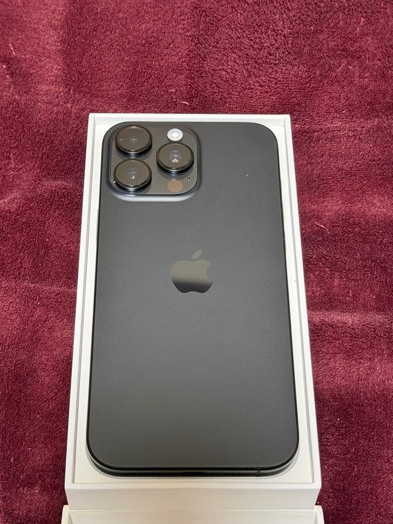 美品 iPhone 16 Pro Max 256GB ブラックSIMフリー