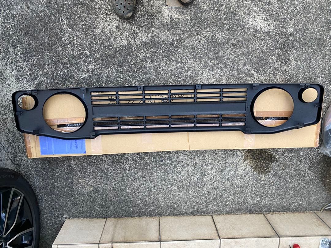 ジムニーJB64 JB74 アピオ APIO ヴィンテージアイアングリル 中古品