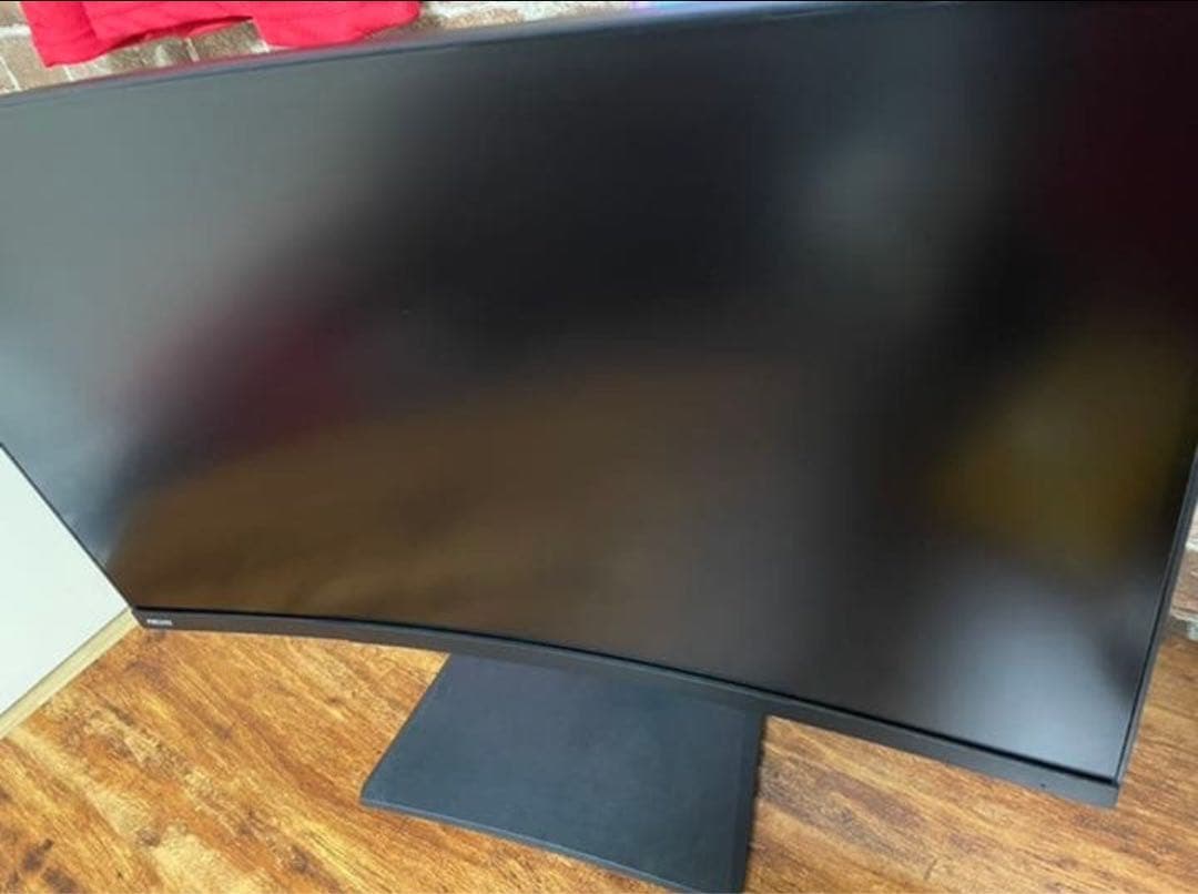 【最終値下げ】大型湾曲モニター24型 144Hz