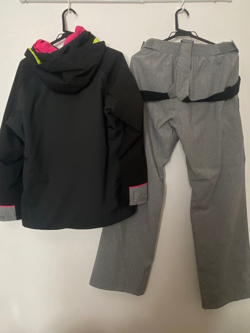 Descente スキーウェア 女性用 黒/グレー