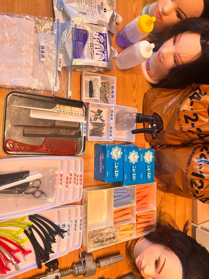 【合格済みフルセット】美容師国家試験 教科書 道具 フル　ウィッグ マネキン白衣