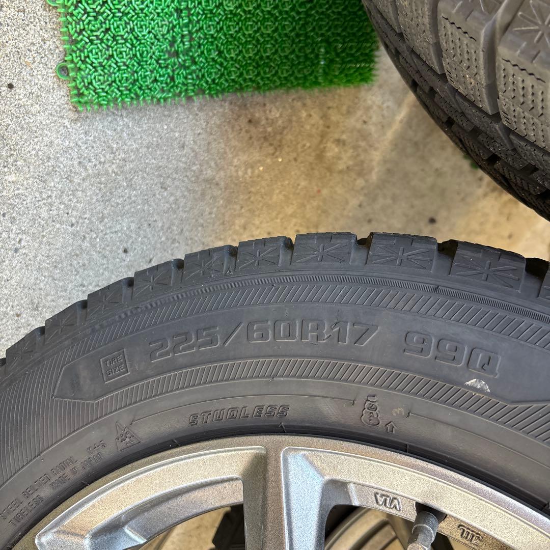 GOODYEAR 17インチ　sk フォレスター　スタッドレス　タイヤ