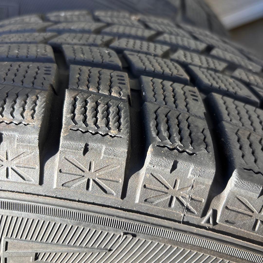 GOODYEAR 17インチ　sk フォレスター　スタッドレス　タイヤ