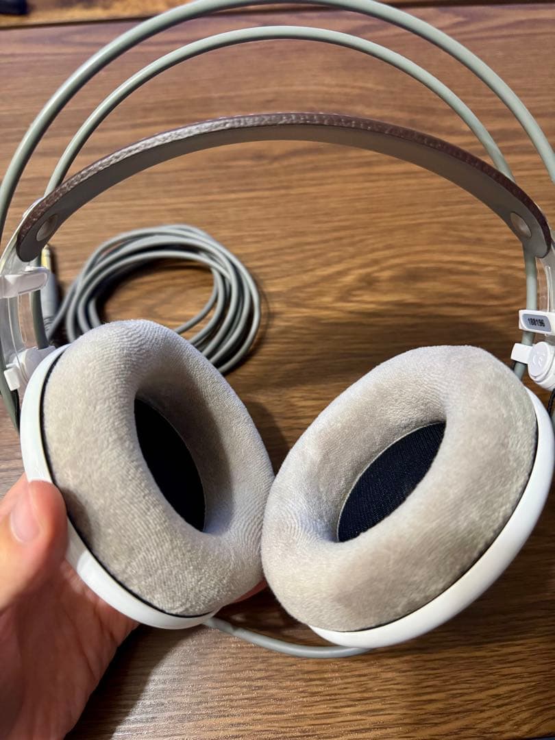 AKG K701 ヘッドフォン