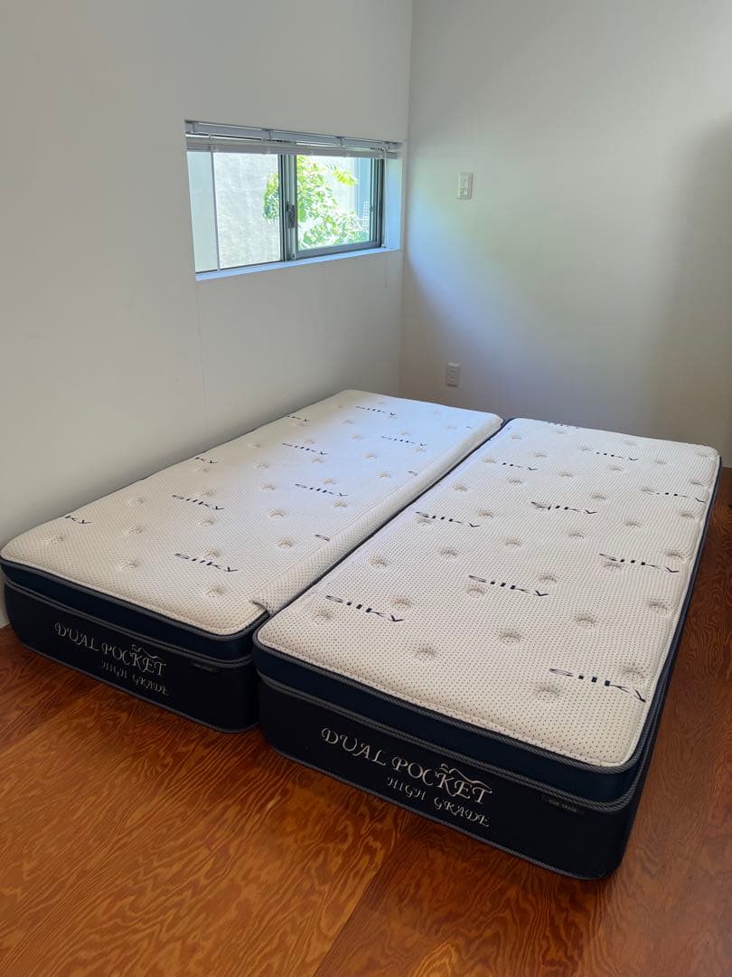 デュアルポケット クイーンサイズ マットレス　ニトリ