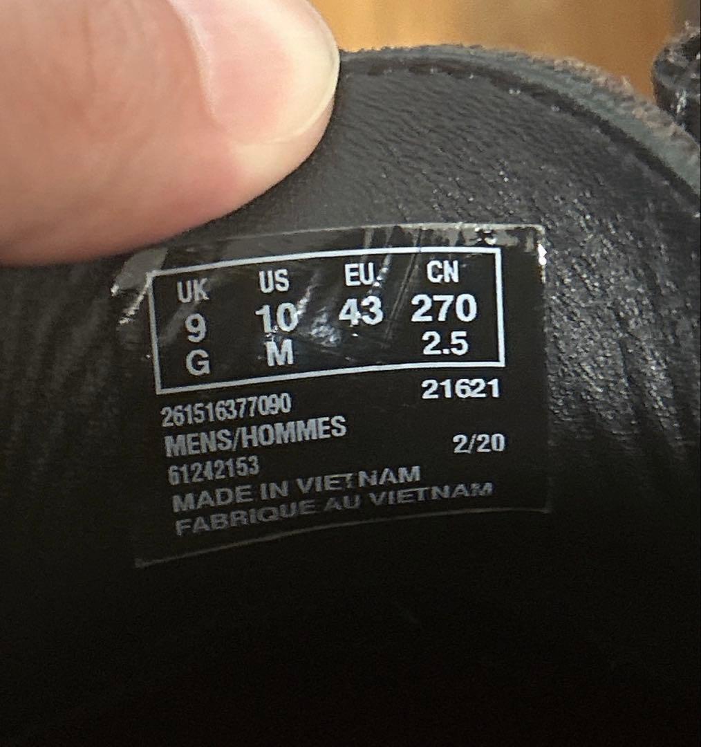 Clarks×BEAMS GORE-TEX ワラビー　黒