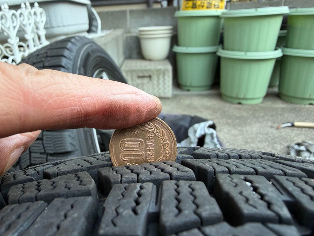 スタッドレスタイヤ＋アルミホイール 14インチPCD100