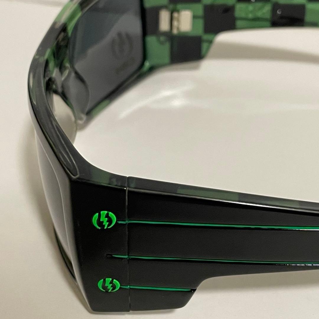 ELECTRIC CB4 サングラス　ブラック＆グリーンモデル　廃盤モデル
