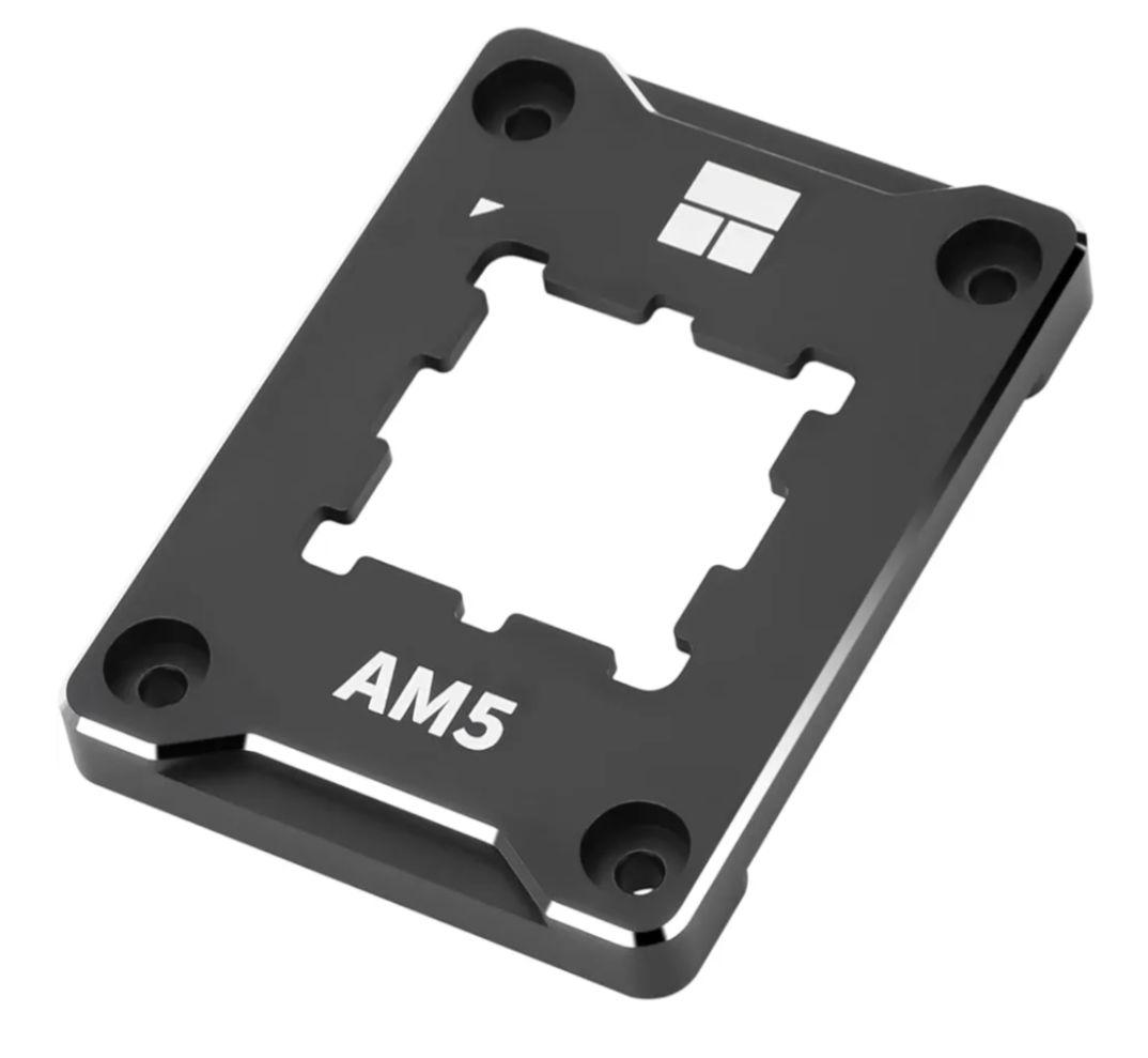 【新品未使用】 AMD Ryzen7 7800X3D バルク　(おまけ付き)