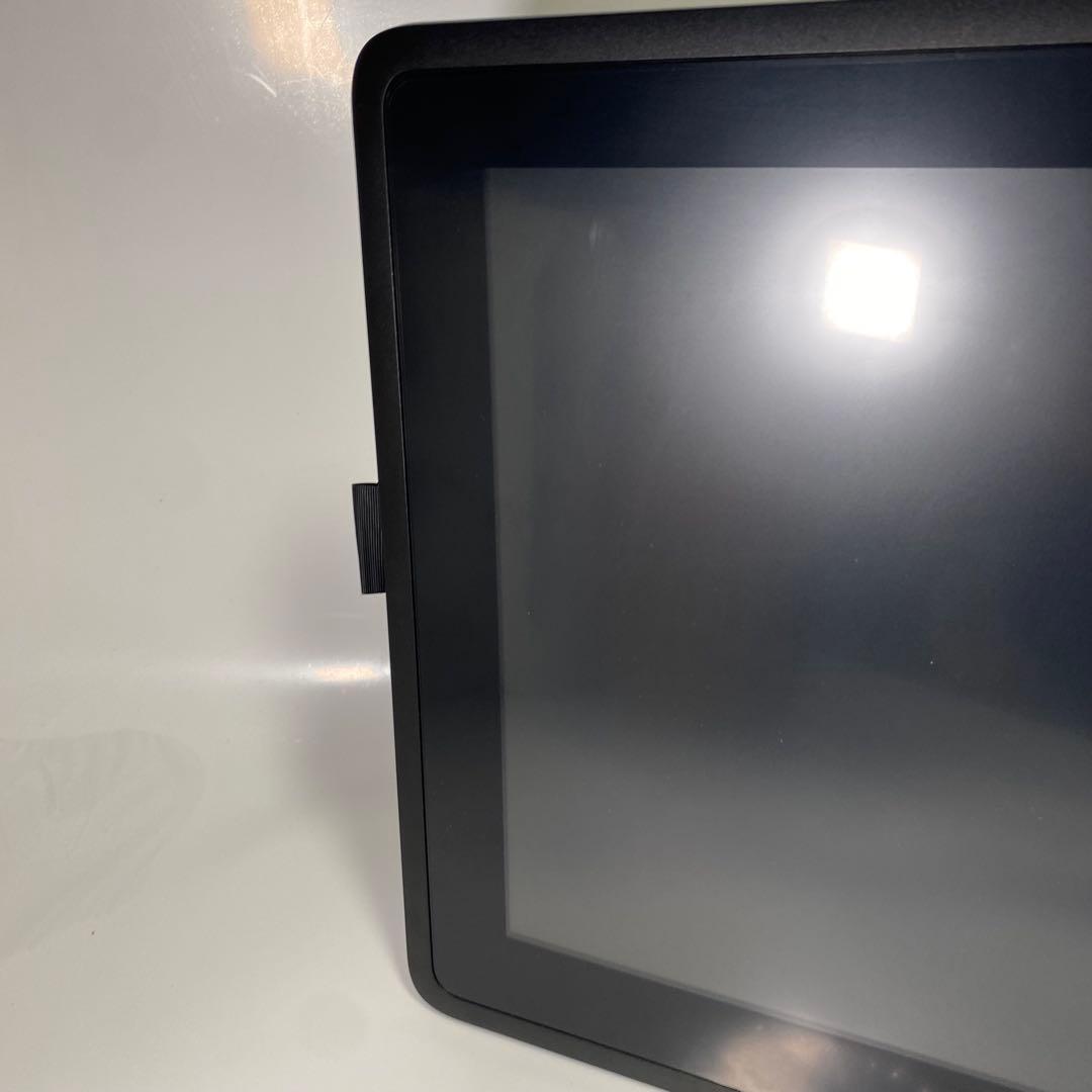 美品WACOM Cintiq22 DTK2260K0D 21.5型液晶タブレット