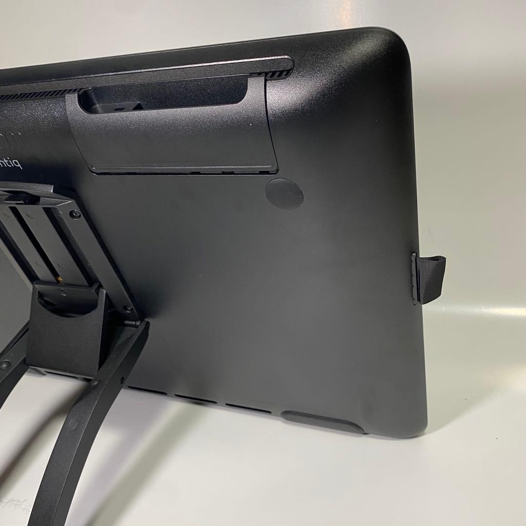 美品WACOM Cintiq22 DTK2260K0D 21.5型液晶タブレット