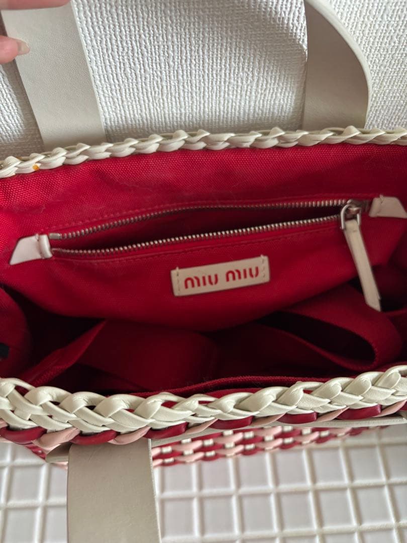 miumiu カバン