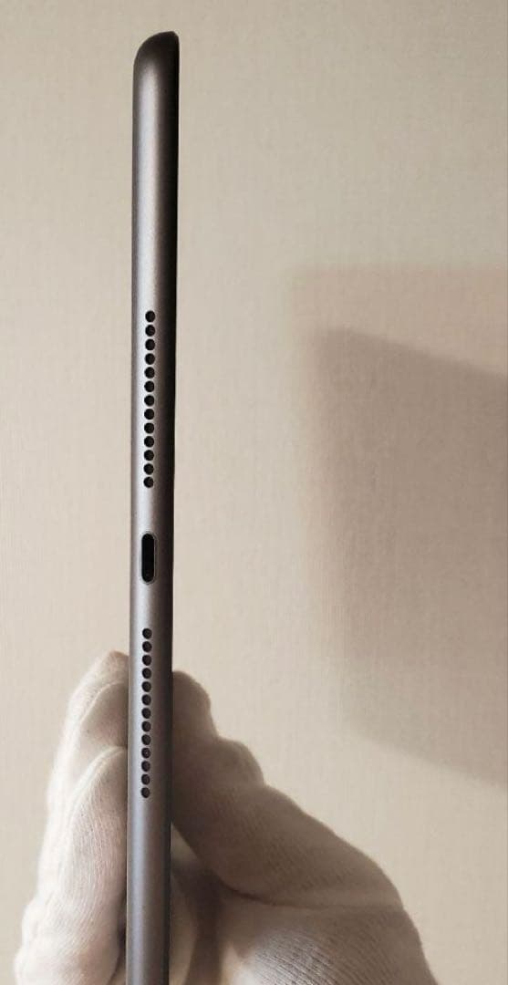 限定値下げ美品 iPad 9 (第9世代) 64GB Wi-Fiモデル 訳あり