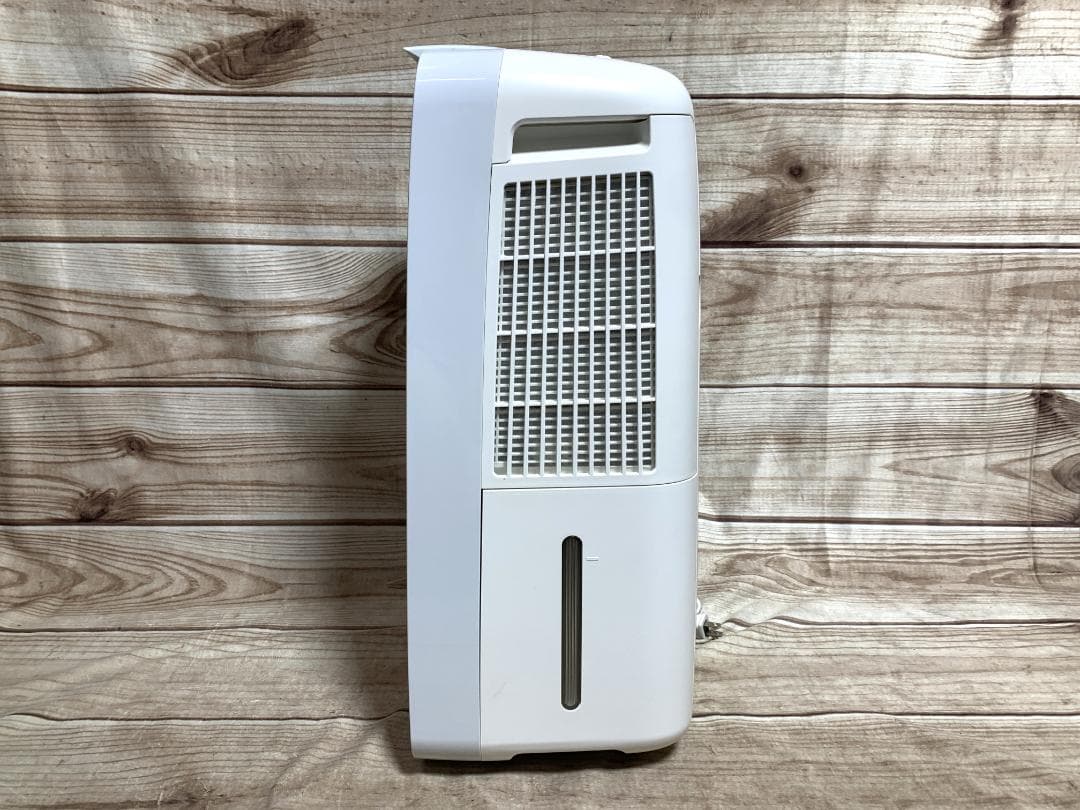 シャープ 23畳 冷風・衣類乾燥除湿機 コンパクトクール CM-L100 良品