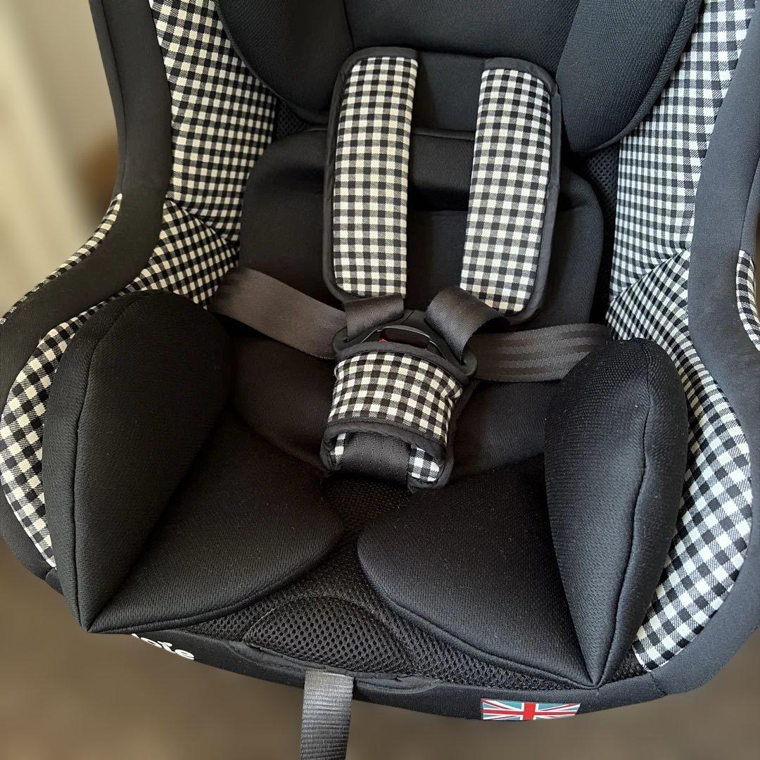 車用 チャイルドシート 黒 joie tilt チルト