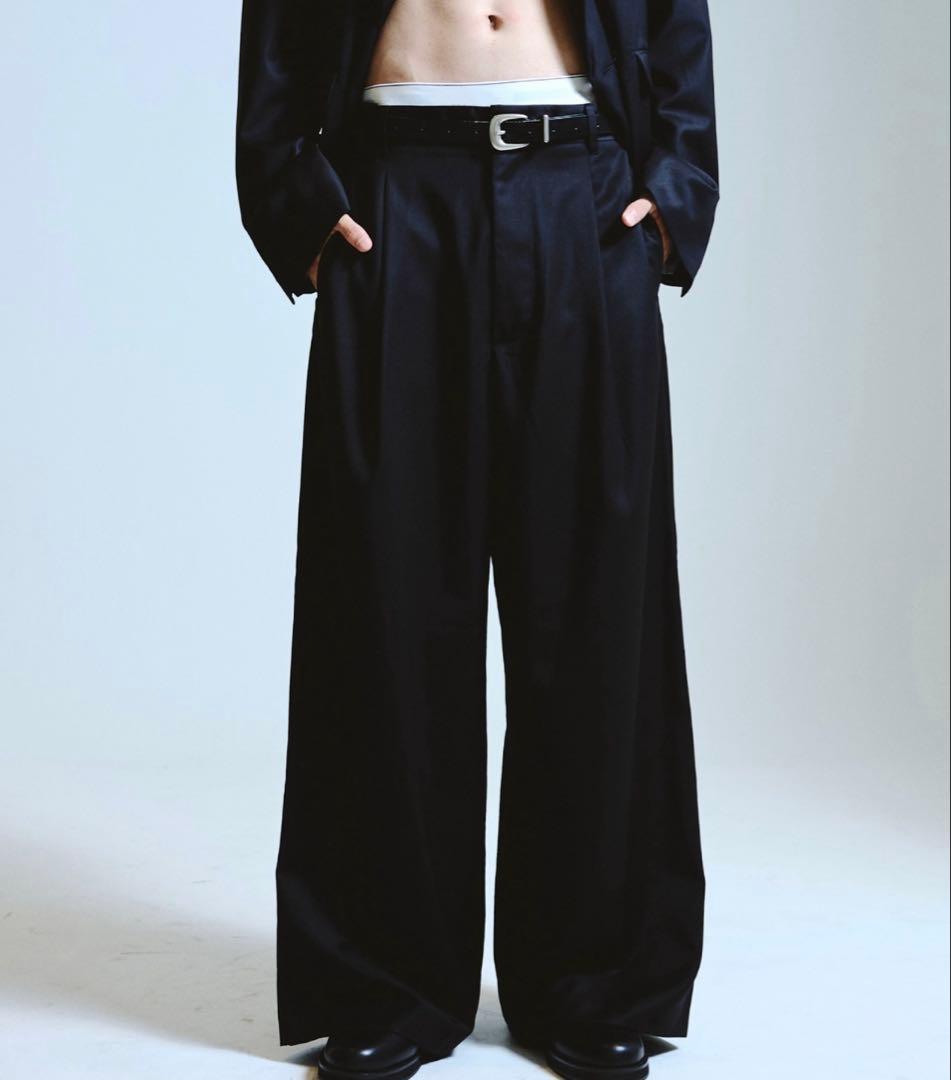 Camphor wood 1タックワイドバギースラックス