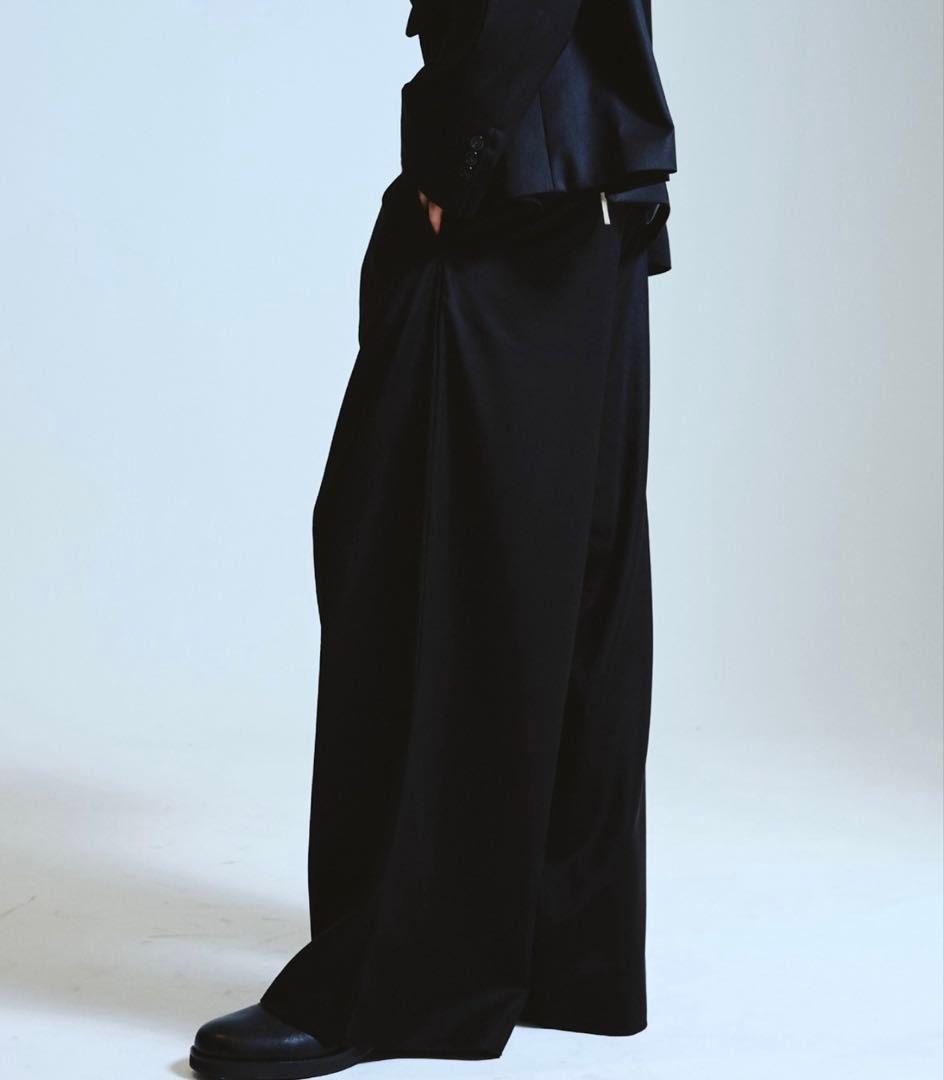 Camphor wood 1タックワイドバギースラックス