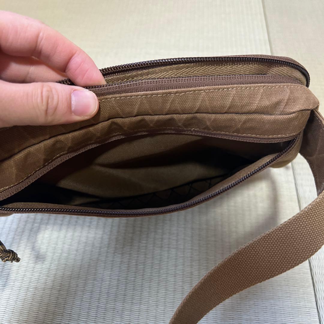 Patagonia ブラウン ショルダーバッグ