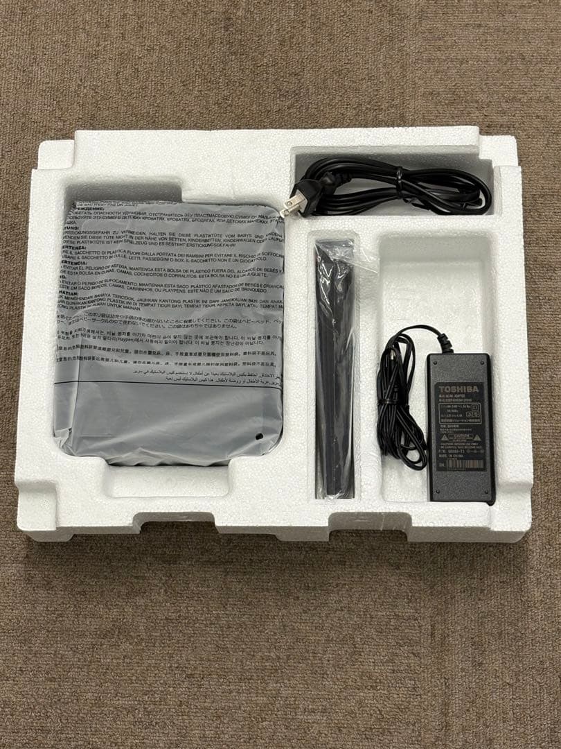 【極美品】東芝 TOSHIBA TT-4K100 4Kチューナー B-CAS付き