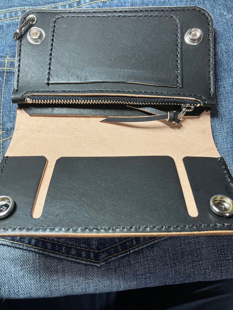 ミドルトラッカーウォレット・カードポケット付きケース